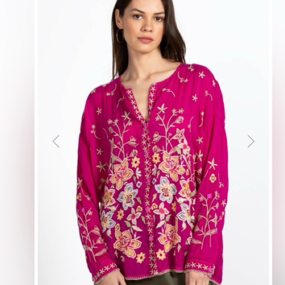 Johnny Was Jenai Blouse in Festive Fuschia. Size small